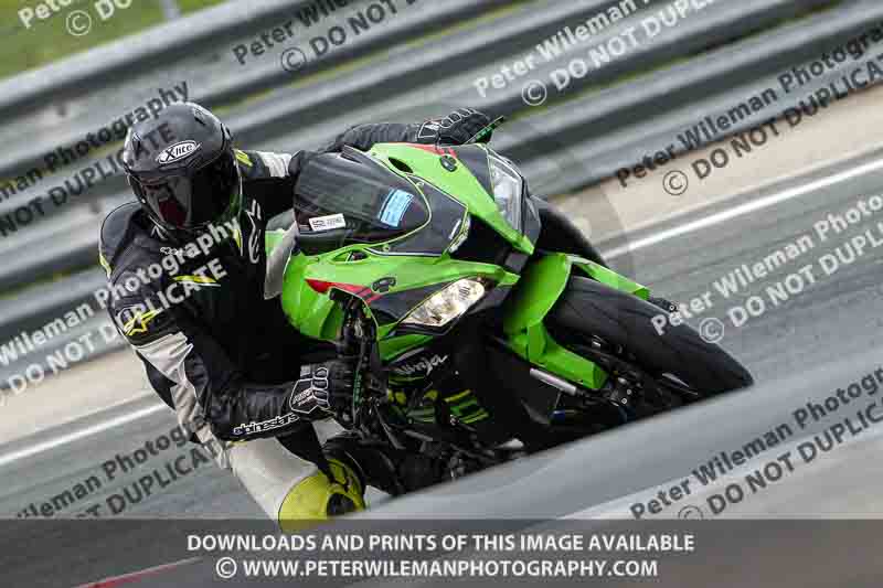 cadwell no limits trackday;cadwell park;cadwell park photographs;cadwell trackday photographs;enduro digital images;event digital images;eventdigitalimages;navarra;no limits trackdays;peter wileman photography;racing digital images;trackday digital images;trackday photos